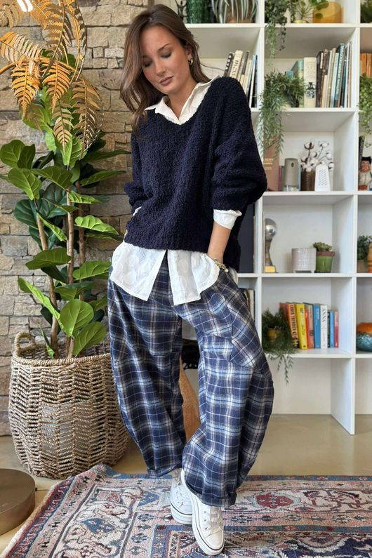 Hygge Boucle Slouch Knit Navy